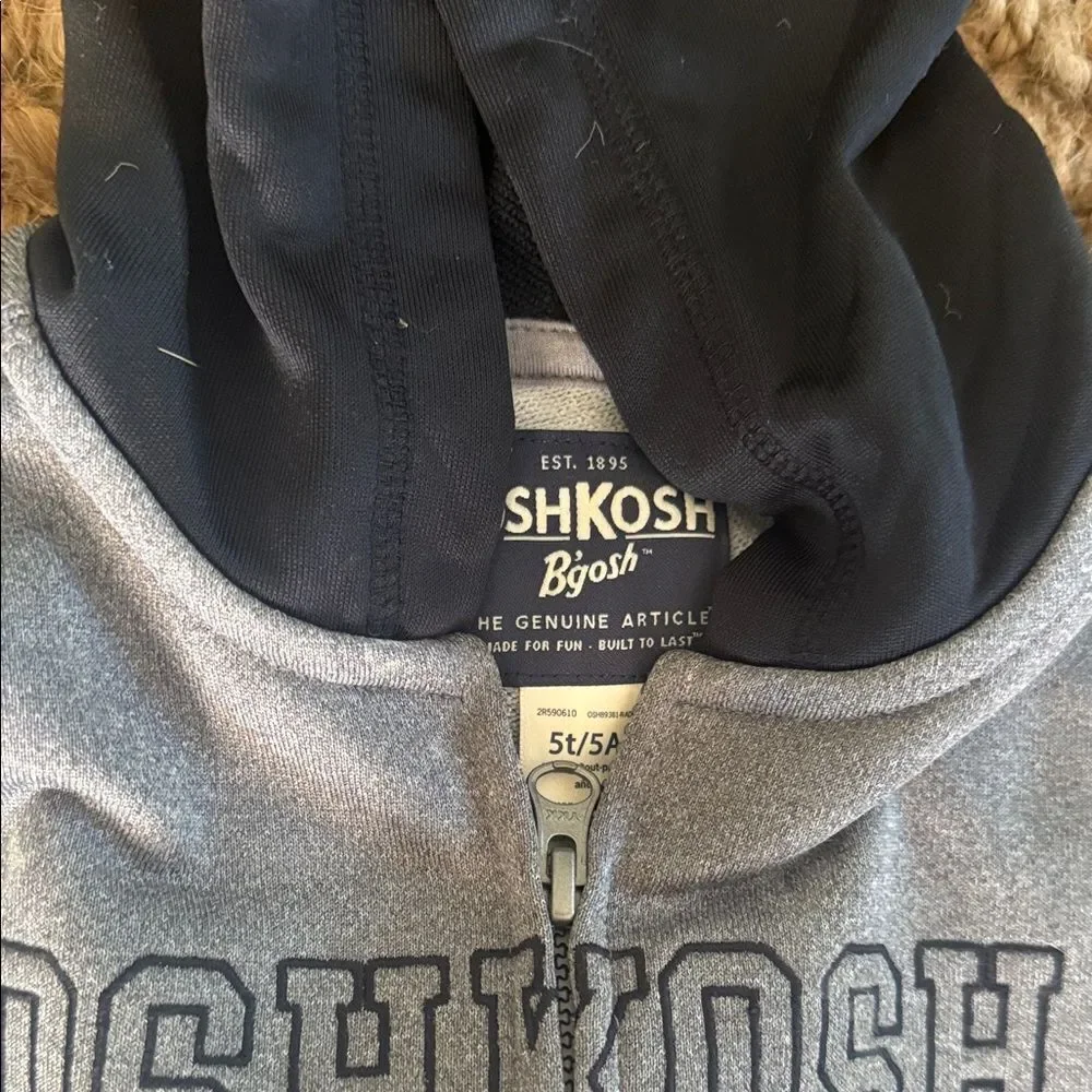 OshKosh B'gosh Kids Gray and Black Hoodie LIKE NEW - Size 5T